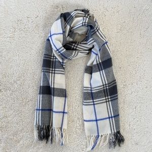 ❤️ GAP Women’s Fringe Soft Plaid Printed Scarf